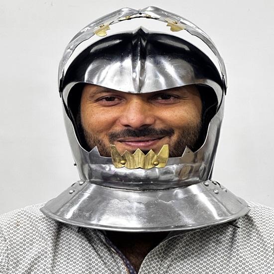 Dämonischer Gesichtshelm Ritterschädelhelm Mittelalterlicher Stahlhelm mit Innenfutter Bestes Geschenk für Ihn