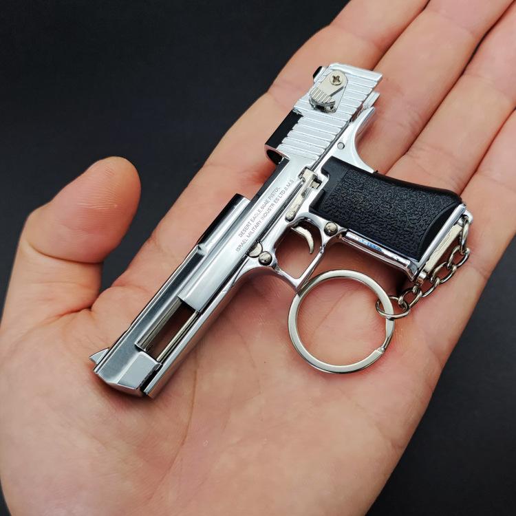 1:3 Mini Desert Eagle Spielzeug Pistolen Waffen Legierung Schlüsselanhänger Pistole Metall Modell Pistolen PUBG Spielzeug Pistole Waffen Pistole Dekoration Spielzeug