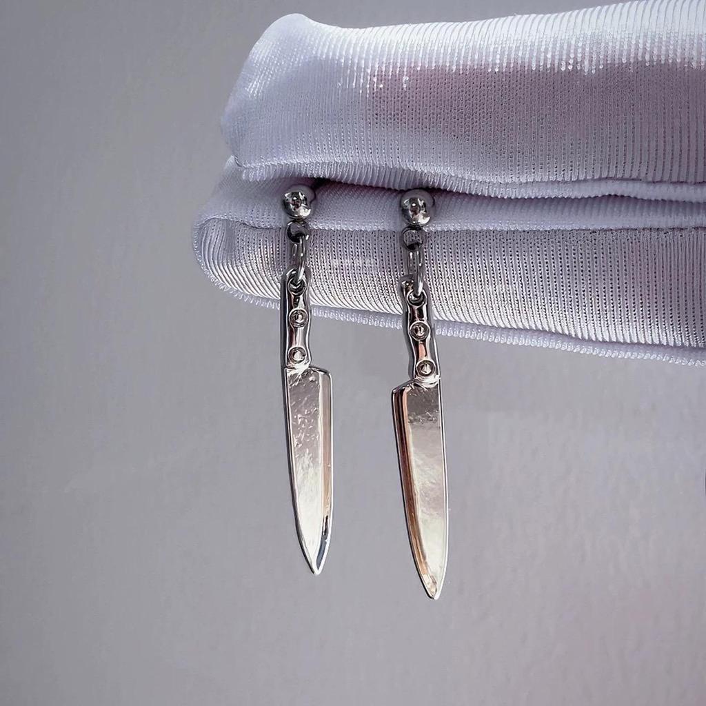 Stylish Y2K Punk Earring with Unique Handmade Unisex Design Ear Drop Lightweight Alloy Jewelry for Trendy Looks