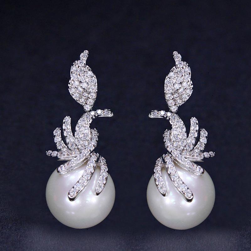 

Temperament Earrings, Pearl Zircon Earrings, Long Earrings. білий