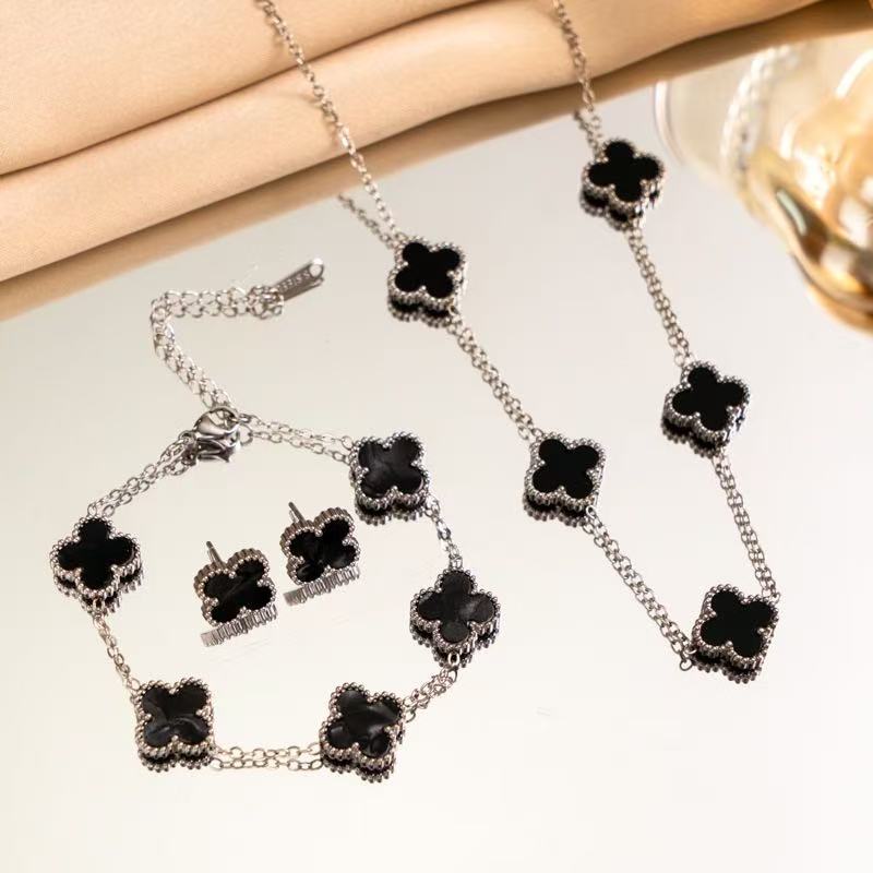 3PCS Titanium Steel Double-sided Clover Necklace Bracelet Earring Set