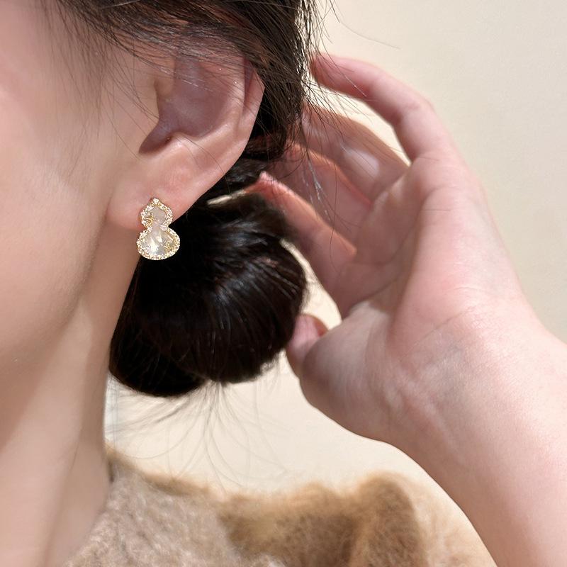 Zircon Fritillary gourd stud earrings light luxury high-end temperament earrings niche fashion versatile exquisite earrings