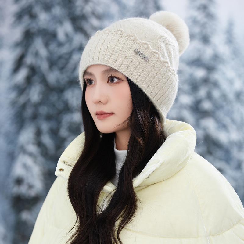 Neuer Herbst- und Winter Pailletten Spitzen Kaninchenhaar Warme Mütze Koreanische Version Vielseitige Outdoor Kältemütze Plus Wollmütze für Damen