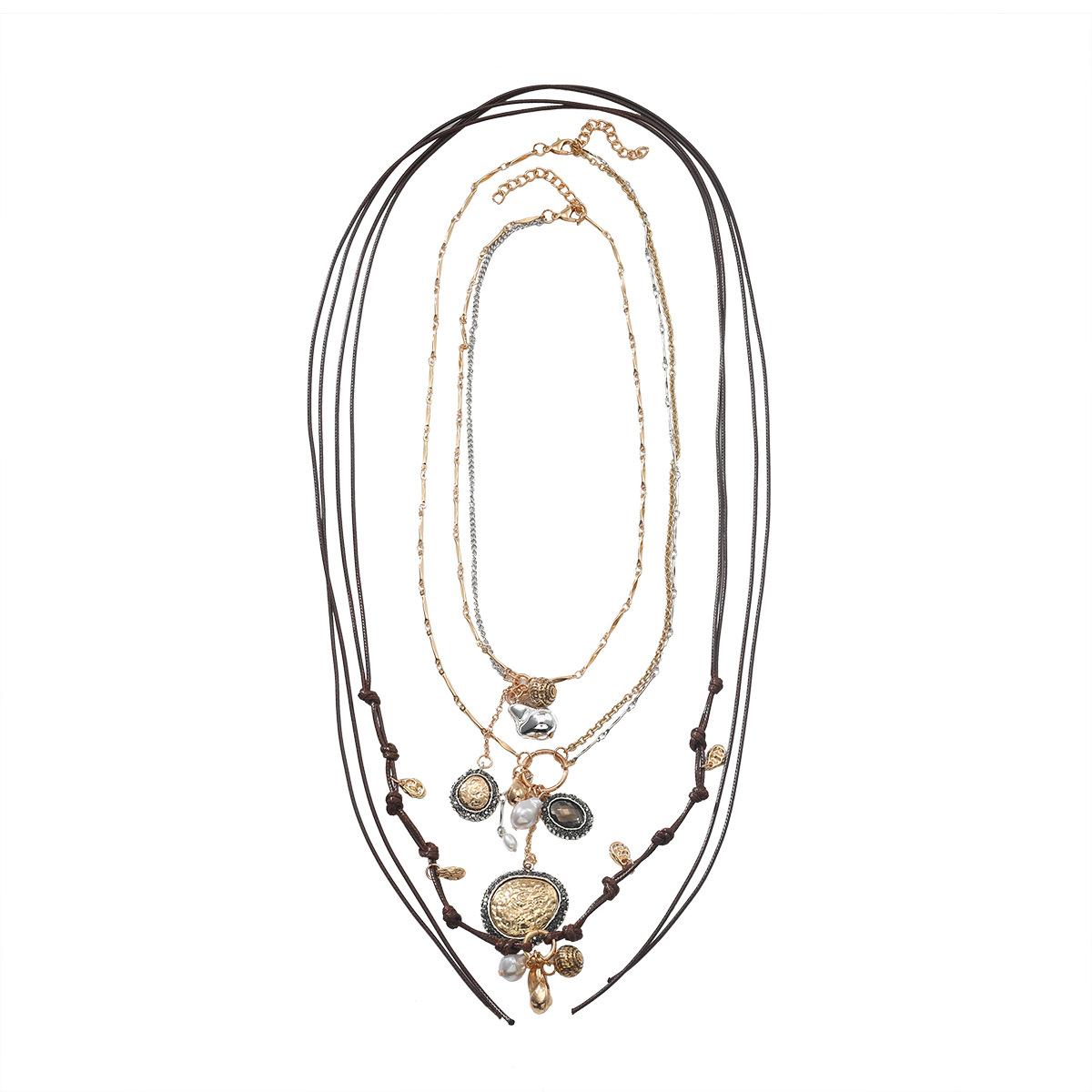 Ladies  Fashionable Multi-layer Necklace золотой