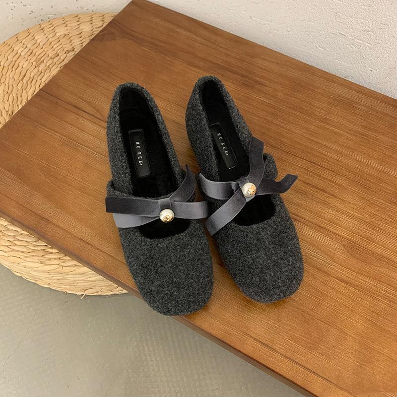 Fan Gui ~ zarter kleiner Duft von Mary Jane Schuhen Winter Retro Innenhöhe 4CM Schleife Perle Einzelner Schuh Frau