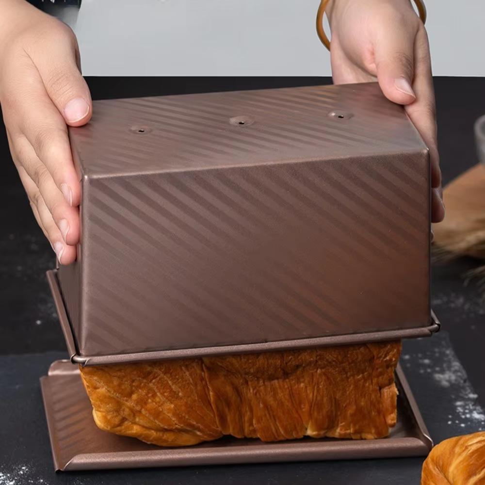 Bread Mold with Lid Breathable Cheesecake Baking Tray Household Oven Baking Tools High-Temperature Resistant Kitchen Bakeware