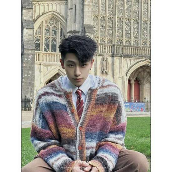 Men's and Women's Trendy Color Block Autumn/Winter Loose Knit Cardigan Sweater