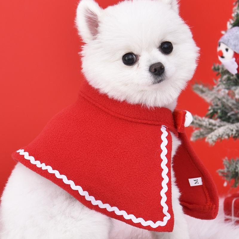 Pet Christmas cape decorations, cat clothes, festive funny outfits, dog New Year celebration capes and cloaks