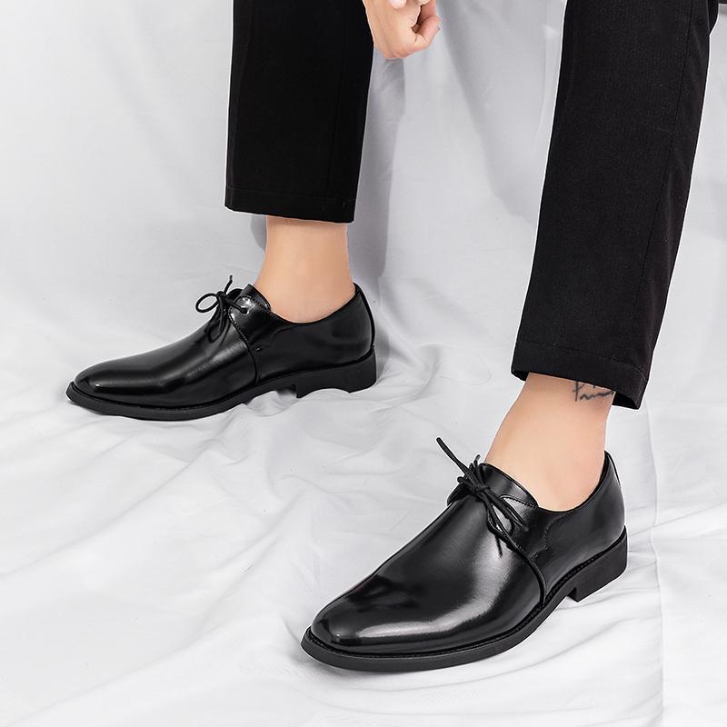 Fashion New casual men's leather shoes Minimalist gentleman classic style Business or office Fashion party or nightclub shoes Adults