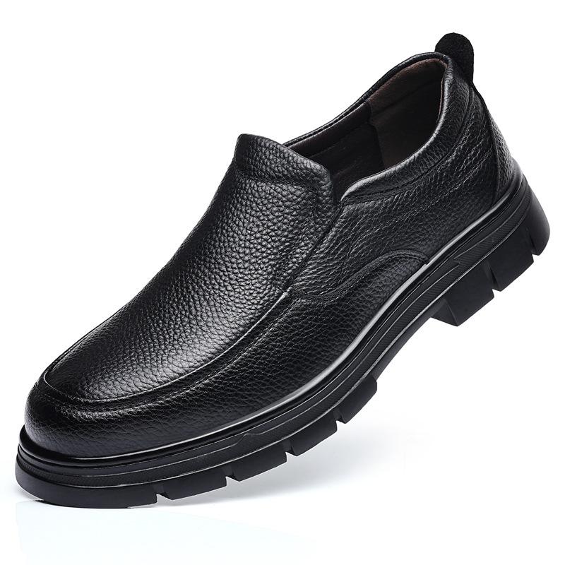 2024 Autumn New Men's Business Casual Leather Shoes Men's Leather Breathable Middle-aged Dad Shoes Overalls 8981