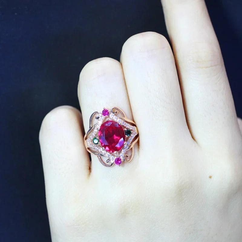 Inspiration Color Crystal Rhombus Ruby Rings for Women with Plating Rose Golden Fashionable Luxury Engagement Ring Zircon