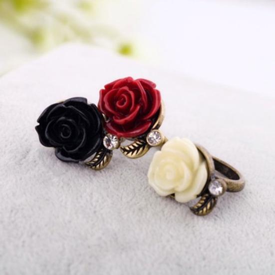 Ring Rose Leaf Elegant Vintage Women Rhinestone Ring for Dating