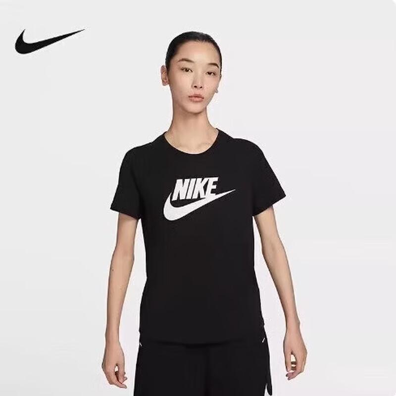 

Nike Women s Sportswear Graphic T-Shirt M