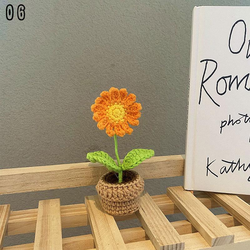 1PC Wedding Decoration Hand-woven Knitted Bouquet Knitting Flower Rose Tulips Bouquet Potted