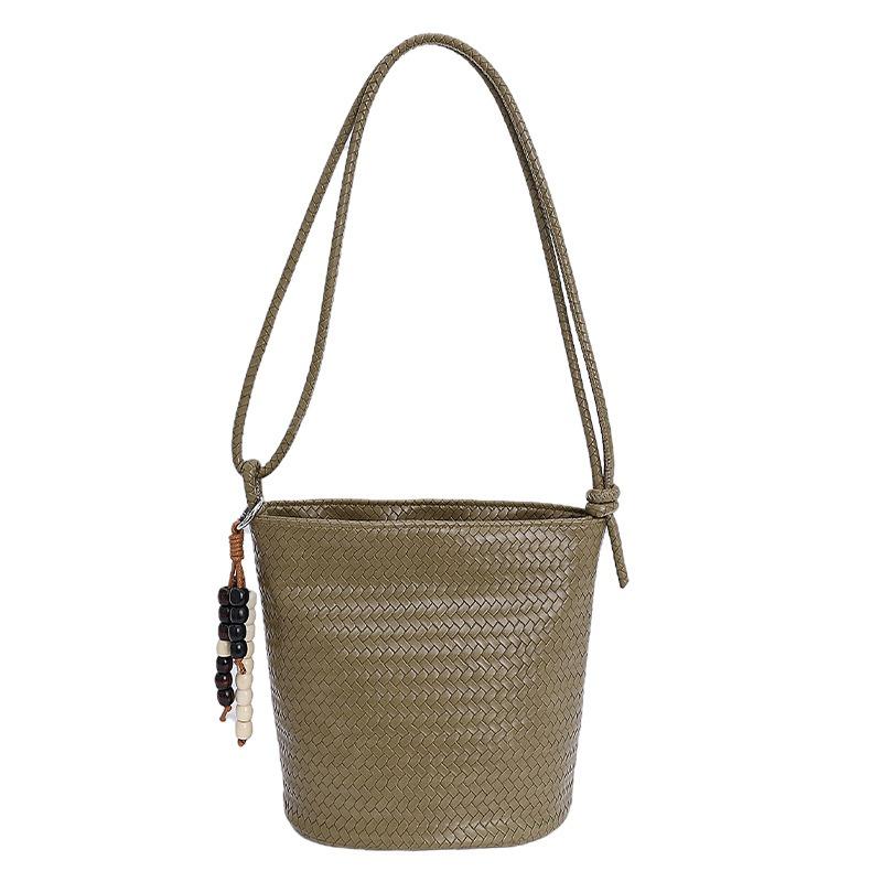 Fashion woven bucket bag New summer bag Casual shoulder tote bag Premium messenger women's bag
