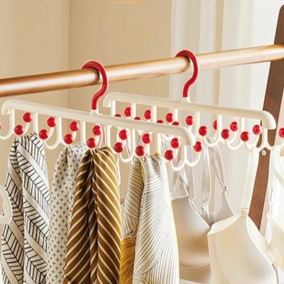 Çamaşır Ürünleri – Giysi Askıları