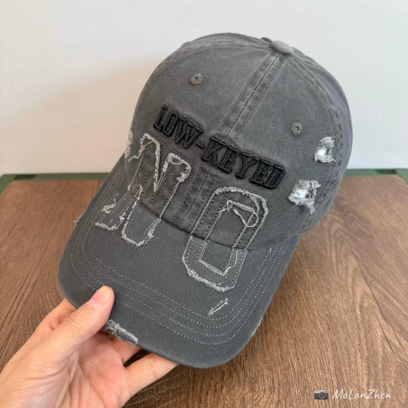 American Retro Ripped Baseball Cap Female Face Small Low-Keyed Embroidered Cap Street Couple adjustable (54-60cm) серый