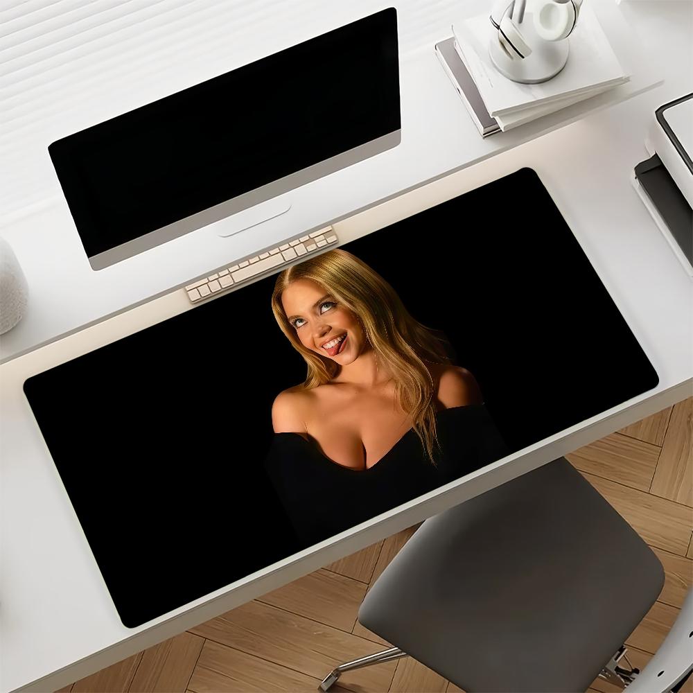 American actress S-Sydney Sweeney Mouse Pad Square Office Gaming Desk Mat Waterproof Non-Slip Rubber Decorative