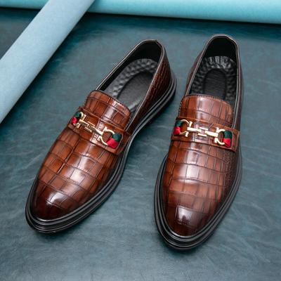 Modedesigner Echtes Leder Rindsleder Luxusmarke Männer Casual Driving Kleid Schwarze Loafer Herren Mokassins Italienische Hochzeit Büroschuhe