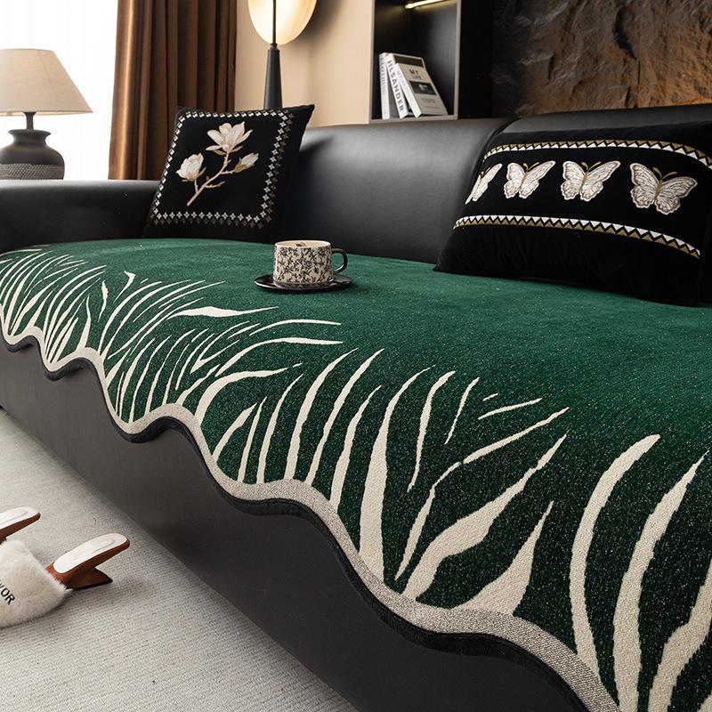 

French Special-Shaped Sofa Cushion, Universal In All Seasons, Non-Slip Cover Blanket, Advanced Sense, Anti-Cat Scratch Sofa Cover Cloth Towel, Seat 90*70cm