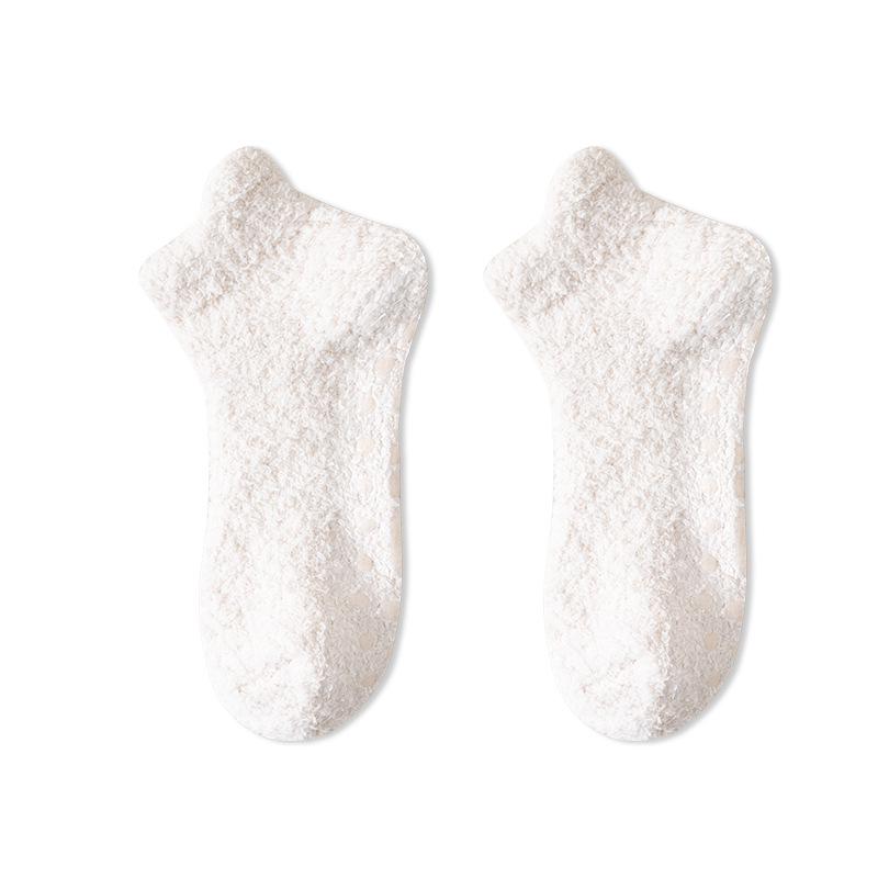 Women's Coral Fleece Non-Slip Short Socks - Autumn & Winter Casual Floor Socks with Dot Soles