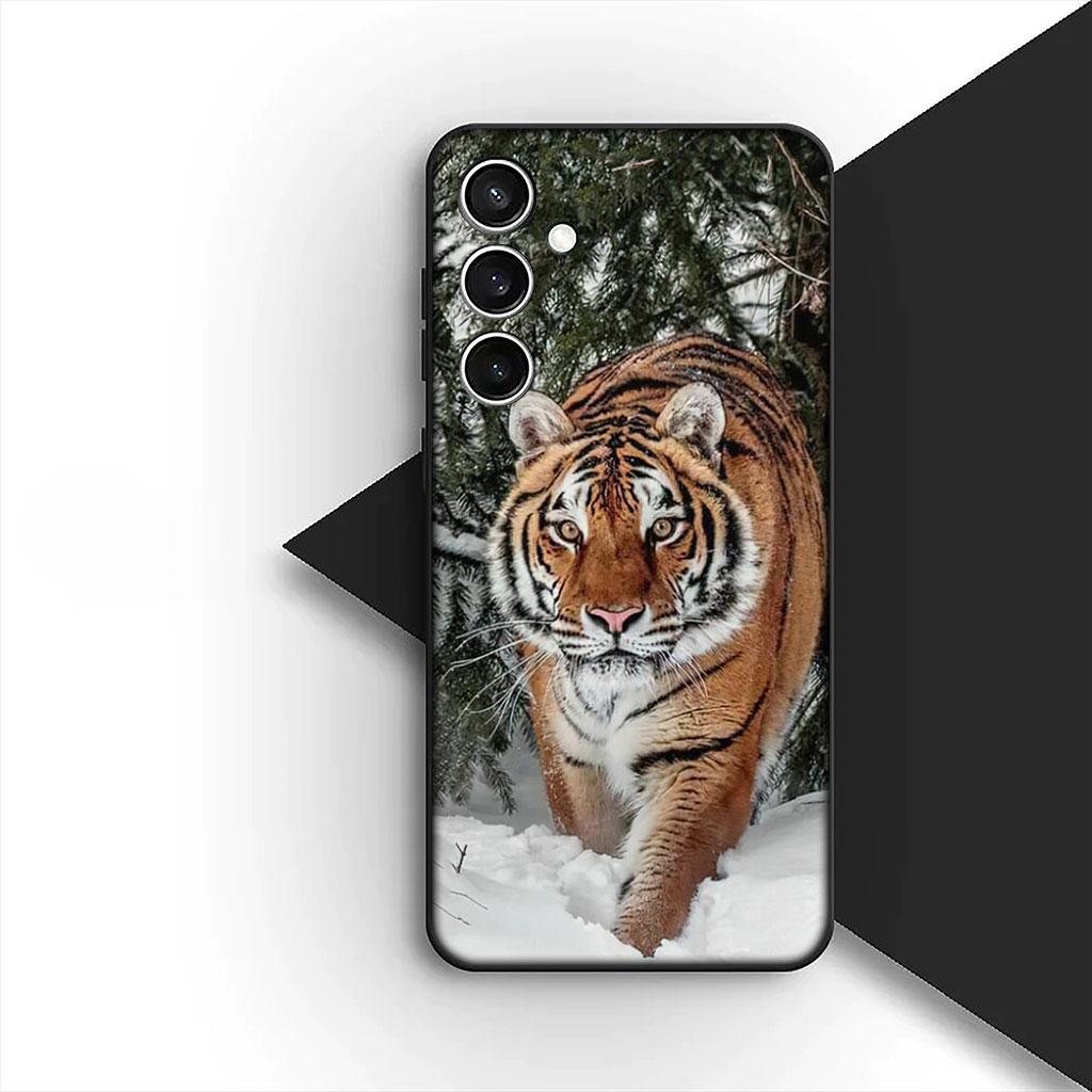 Stalking Wolf Art Tiger Silicone Phone Cover for Motorola Moto Edge 70 60 Fusion NEO Pro G Stylus G56 G96 G04 G05 20 Soft Case