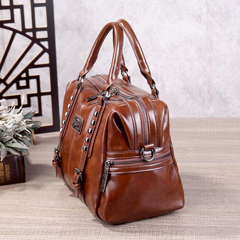 New Fashionable European and American Retro Bag Handheld Crossbody Oil Wax Leather Multi Pocket Pillow Women's Bag