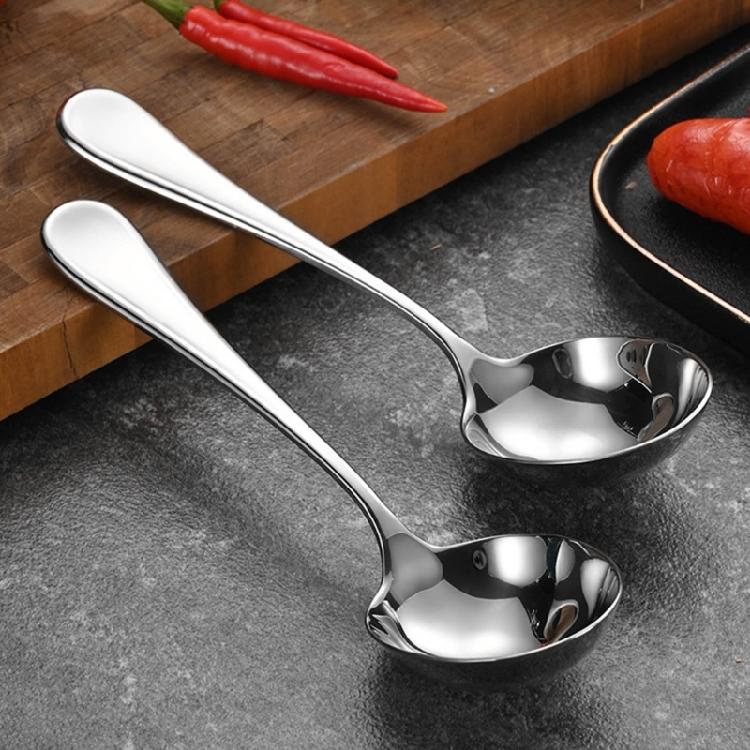 Soup Spoon Easy to Clean Soup Ladles Heat-Resistants Serving Spoon Kitchen Utensils Perfect for Porridge Dessert Cooking