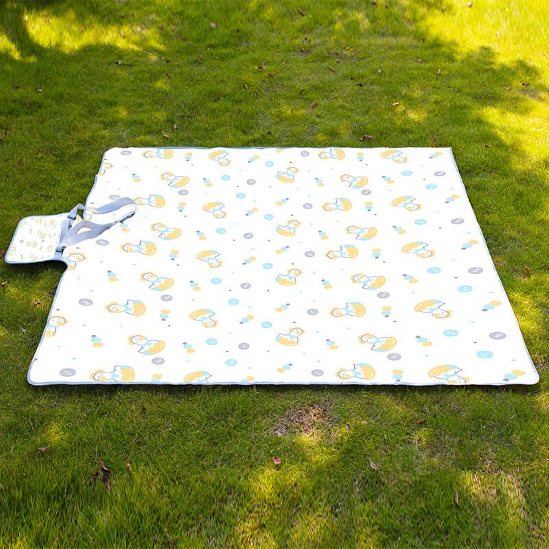 

Broken Egg Duck Geometric Picnic Camping Mat 100 x 148 cm