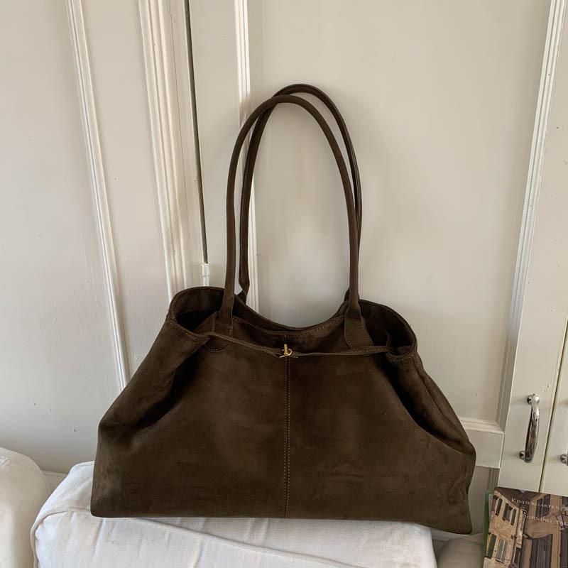 

Suede shoulder tote bag casual soft leather large capacity bag women s autumn new fashionable retro women s bag оливковий колір