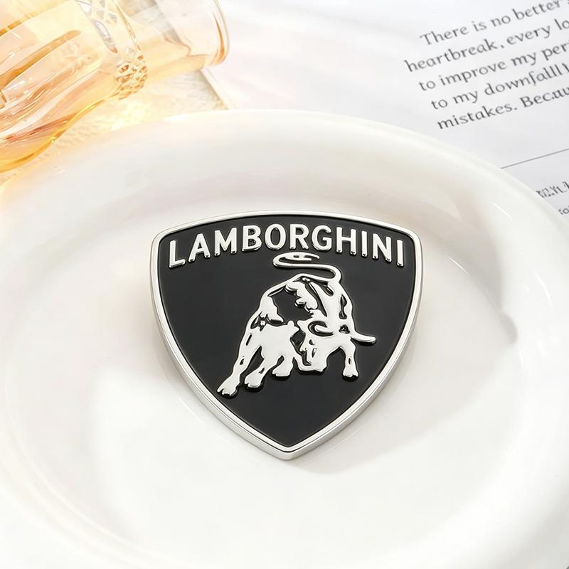 Auto Headrest Fashion Newwaterproof sticker Decals Reflective Decoration For Lamborghini URUS Huracan Aventador Car accessories zz88