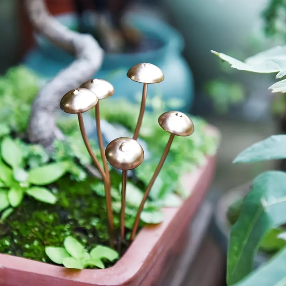 Charming Metallic Mushroom Statue - Perfect for Bonsai, Potted Plants, and Outdoor Garden Decorations | Ideal Thanksgiving Gift