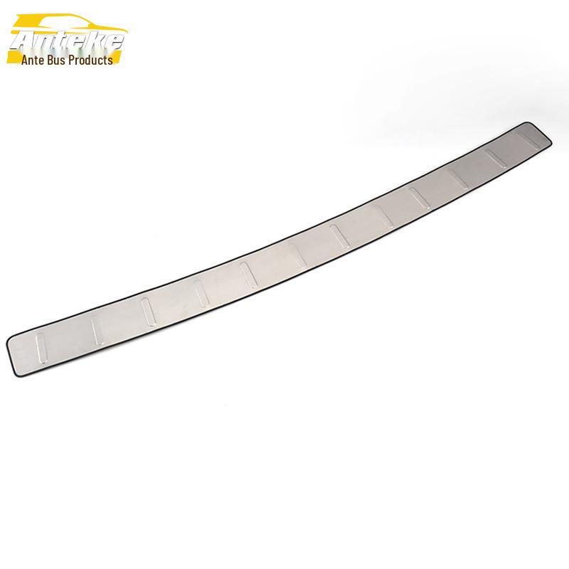 Zhonghua V5 Nerezový zadní chránič chránič pátých dveří