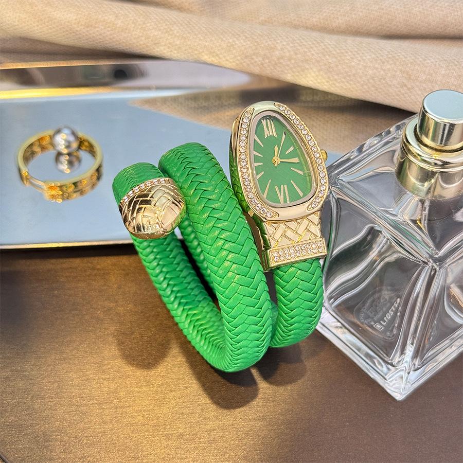 Snake, Ladies Bracelet Watch, Creative Versatile Quartz Watch Personalized Bracelet Watch
