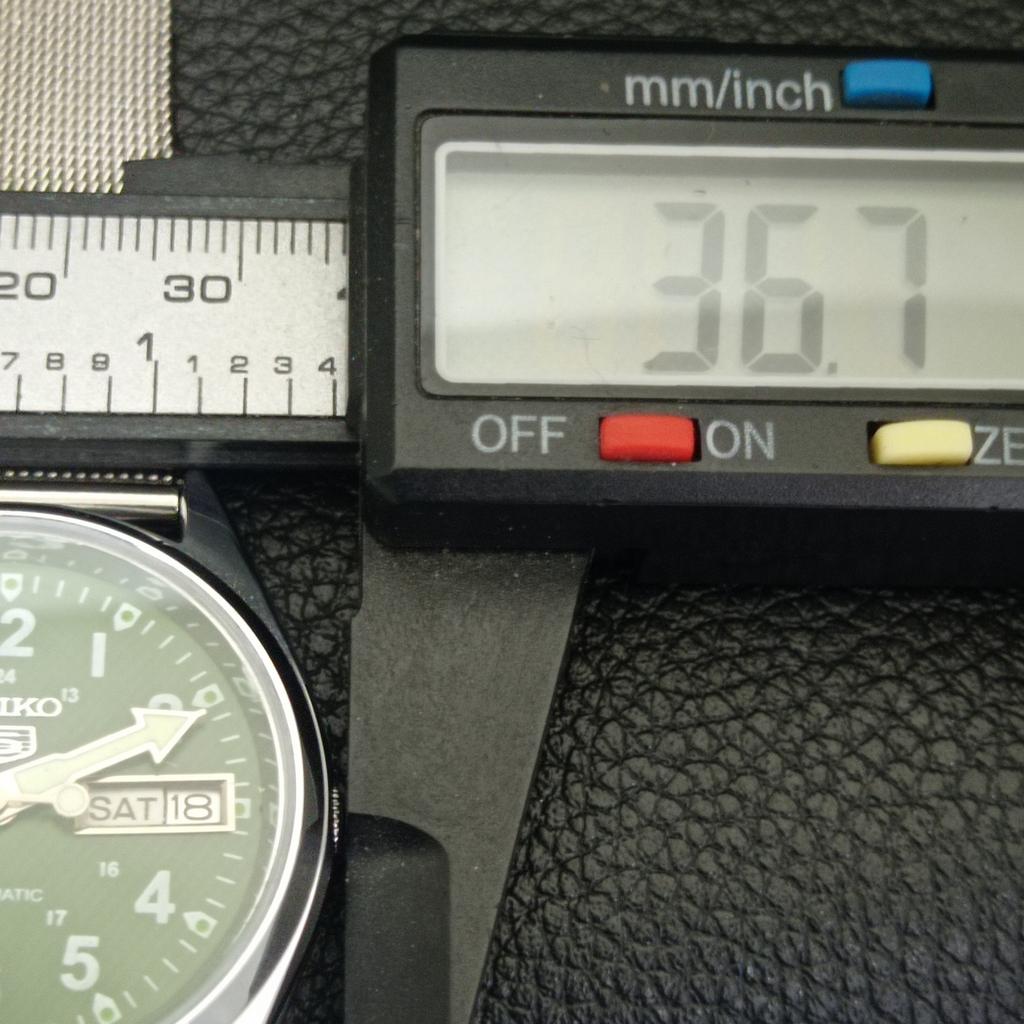 AUTOMATIC VINTAGE REFURBISHED SEIKO 5 6309A JAPAN MENS GREEN WATCH a441705-1 Sk-a441705