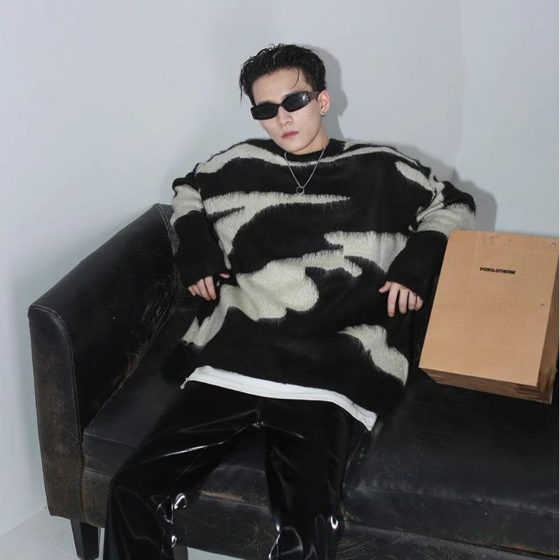 Men's knitted sweater jacket long-sleeved winter men's clothing loose lazy wind pullover sweater men's thickened warm