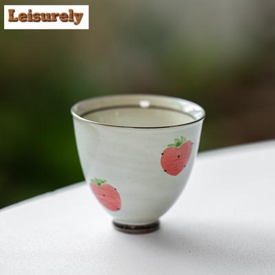 2 teil/satz Hand bemalt Erdbeere Keramik Teetasse Japanischen Stil Master Tasse Tee Schüssel Trinken Haushalt Kung Fu Teeset 35ml