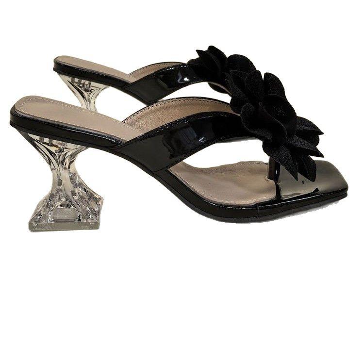 2025 summer new flower rhinestone transparent one-word slippers versatile fashion fairy wind slope and cool slippers