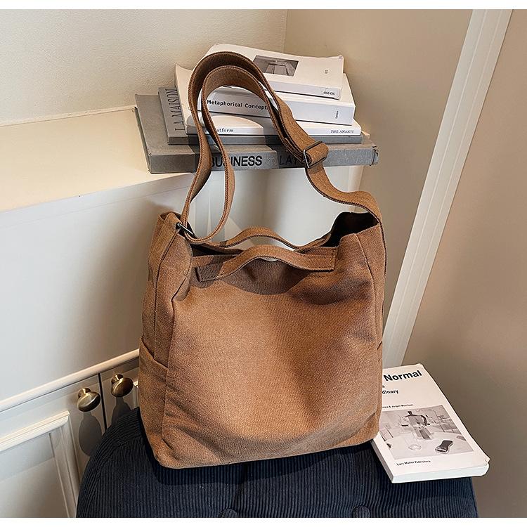 Large Capacity Canvas Bag Women's 2025 New Casual Fashion Commuter Tote Bag Simple Fashion Shoulder Messenger Bag