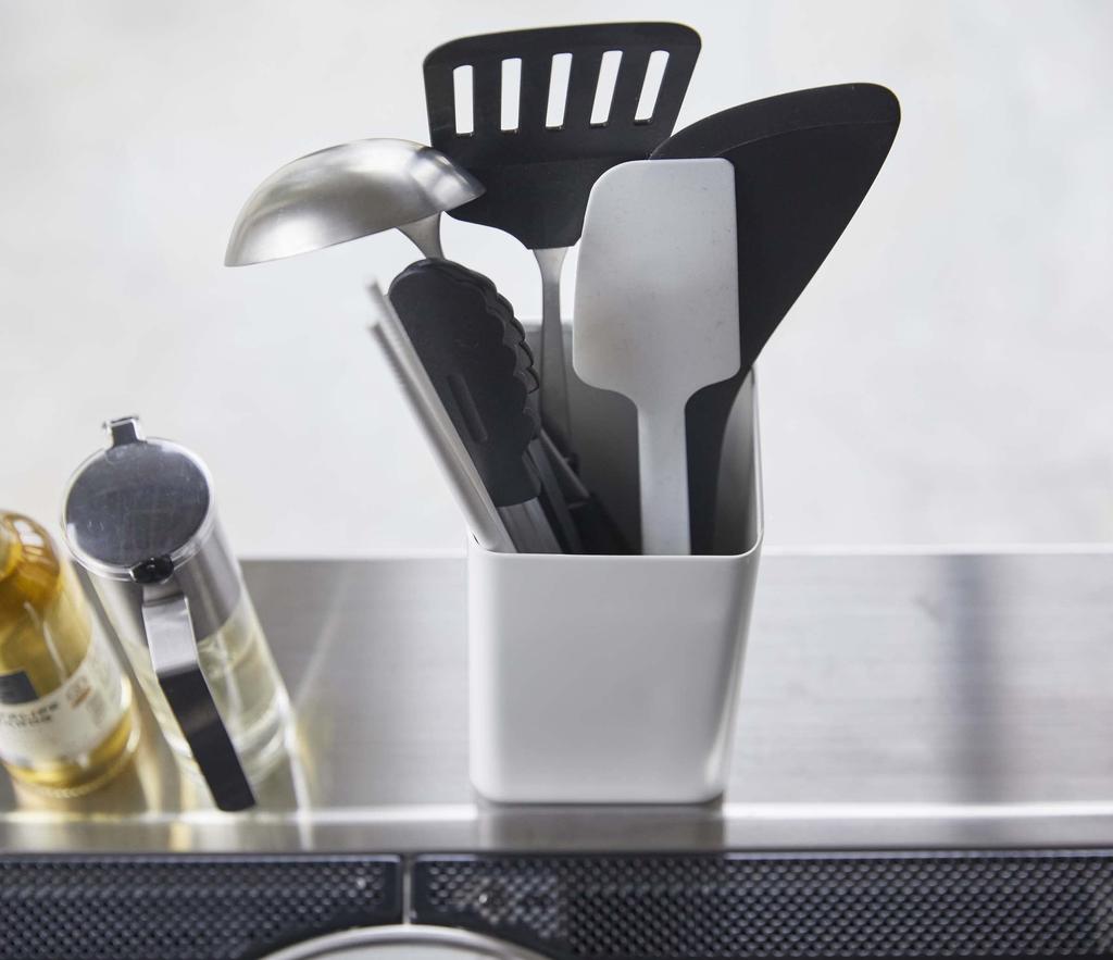 Yamazaki Kitchen Tool x x Compact yet Large 5183 Stand, Square, White, Approx. W9.5 D9.5 H18cm, Plate, Capacity,
