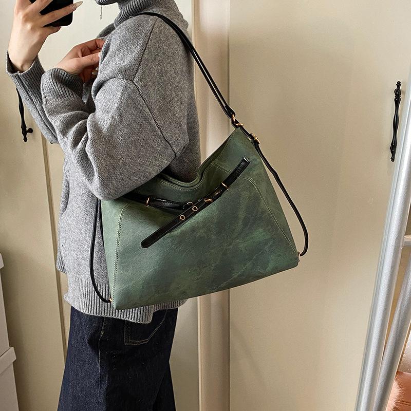 Premium sense retro large-capacity backpack bag women's 2025 autumn and winter new multi-purpose shoulder messenger bag tote bag