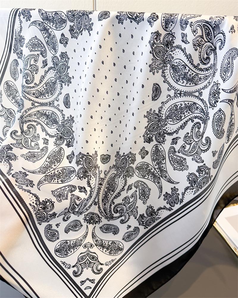 Luxury 70cm Square Scarves Women's Silk Scarf Spring and Summer Bandana Small Neckties Hairbands Foulard Shawl