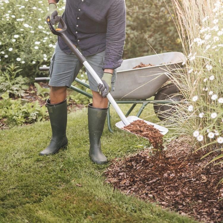 Fiskars Telescopic Shovel Xact 1066734 Shovel 1 Pc
