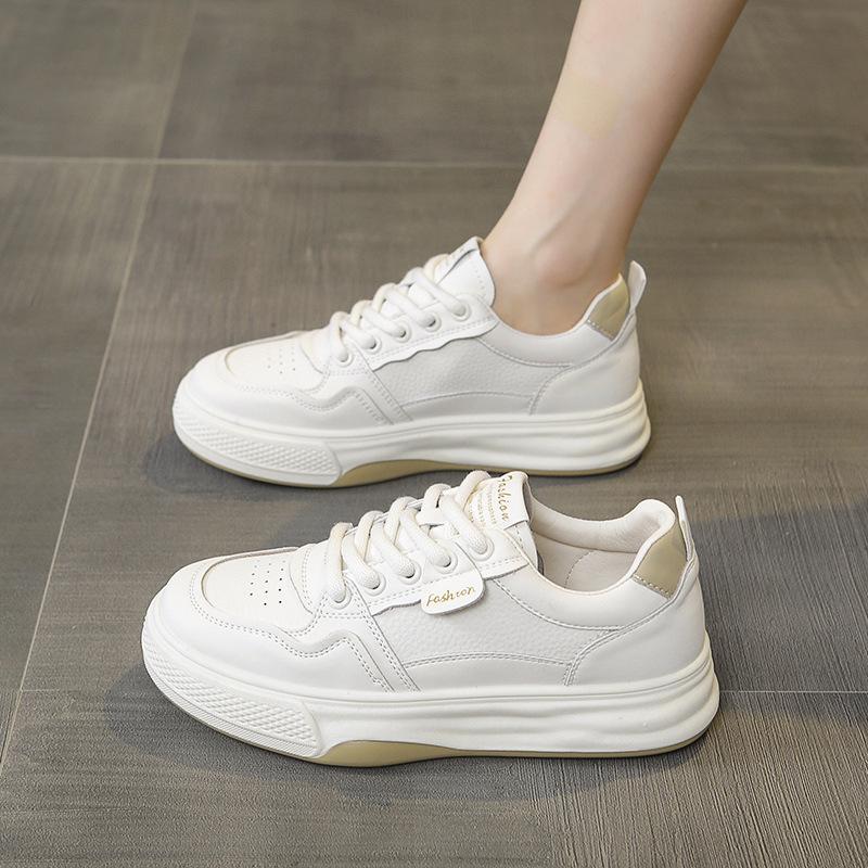 Korean version of women's shoes 2025 new spring and autumn thin flat bottom not tired feet white shoes sports shoes casual board shoes with skirts