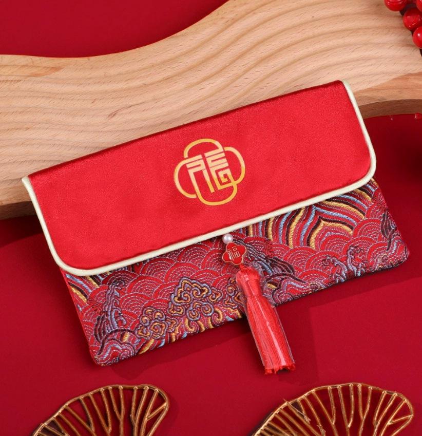 Festive Red Envelope Jewelry Bag with Tassel and 'Fu' Character - Wedding Gift or Coin Purse