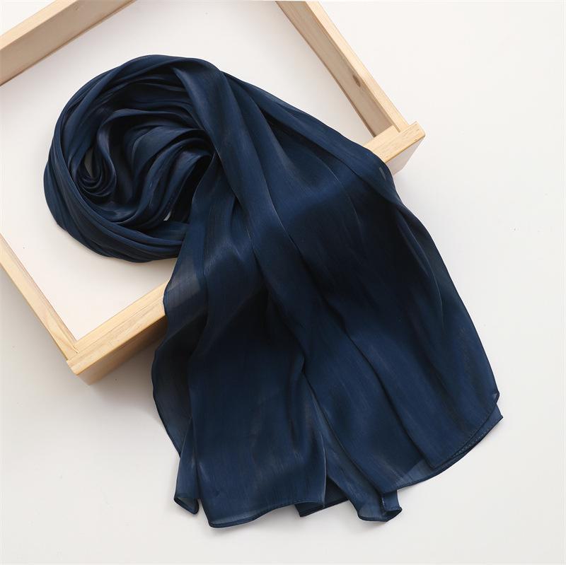 "All-Season Lightweight Cotton & Linen Scarf: Versatile Solid Color Shawl for Sun Protection & Warmth"