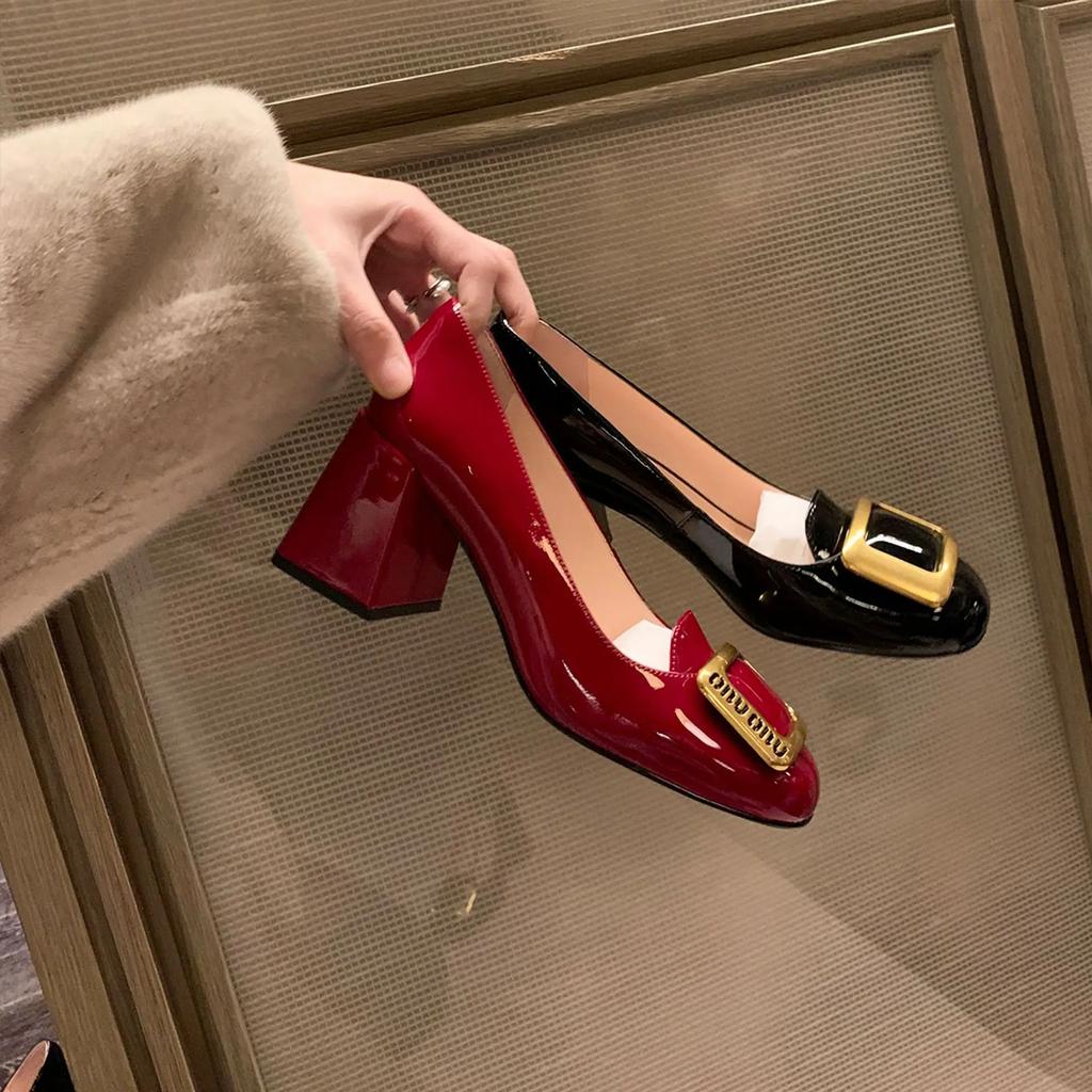 Fashion Women's Heel Shoes 2025 New Spring French Round Head Square Buckle Shallow Mouth Thick Medium High Heel Shoes Women