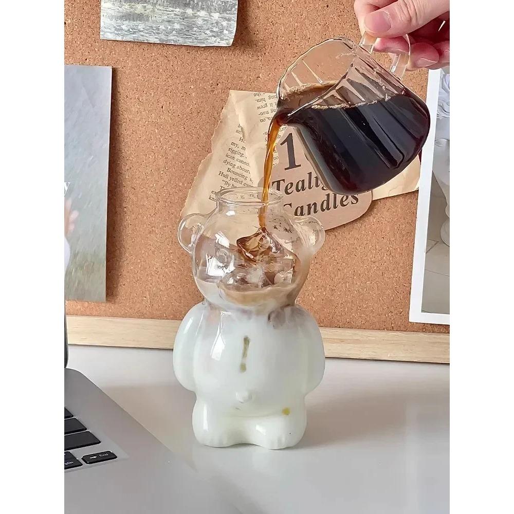 Cartoon Bärenförmige Kaffeetasse Niedliche Bär Tasse Glasbecher mit Strohhalm Gläser Tasse Geburtstags- Weihnachtsgeschenke für Frauen Kinder Freunde
