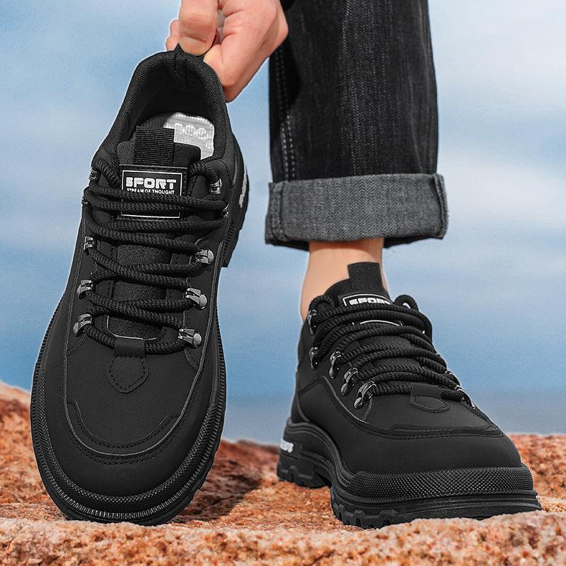 

Чоловіче взуття 2025 весна та осінь нові трекінгові черевики в стилі мілітарі, універсальне модне спортивне взуття для бігу, черевики Мартін, трендове взуття 46 чорний