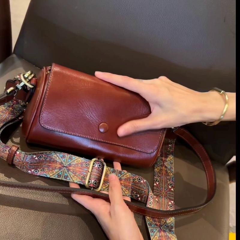 Retro Versatile Small Bag Crossbody Bag Women's New Cowhide Women's Bag Fashion High-end Underarm Bag Shoulder Bag